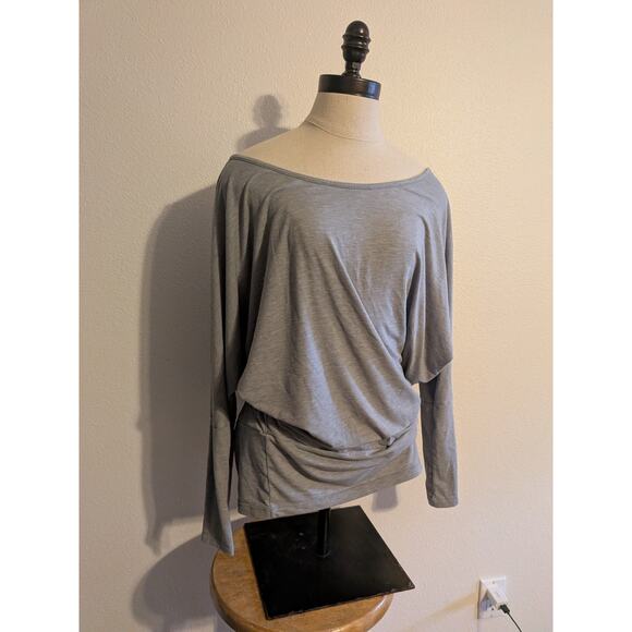 Lucy blue gray oversized sweater size small poly blend - Picture 1 of 6